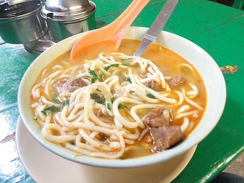 Chicken thukpa